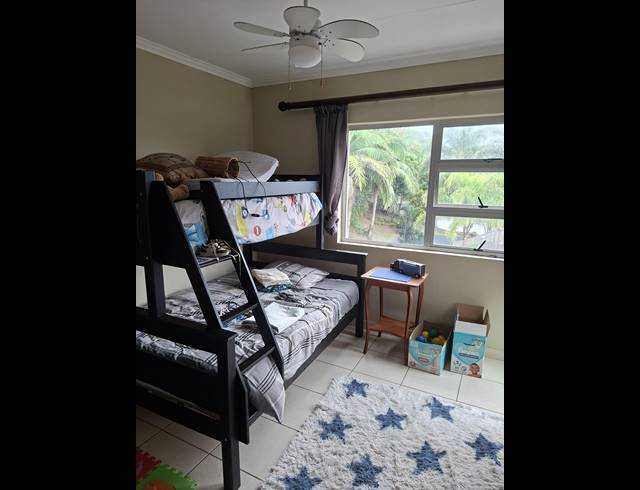 3 BEDROOM TOWNHOUSE FOR SALE IN LAWRENCE ROCKS